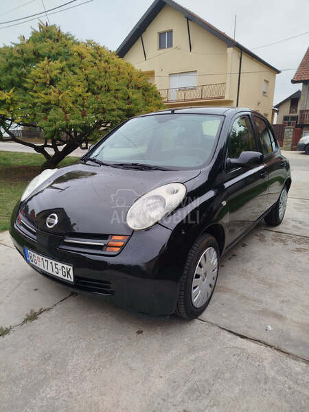 Nissan Micra 