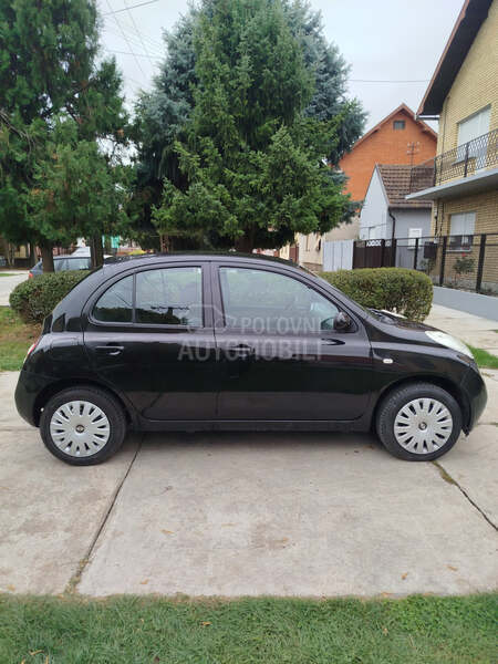 Nissan Micra 