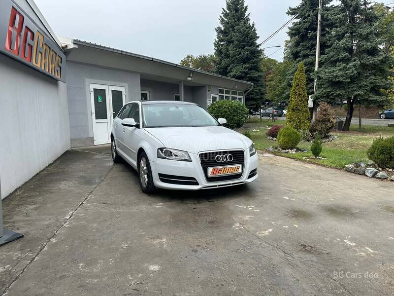Audi A3 1.6TDI PANO