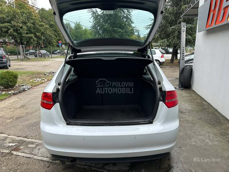 Audi A3 1.6TDI PANO