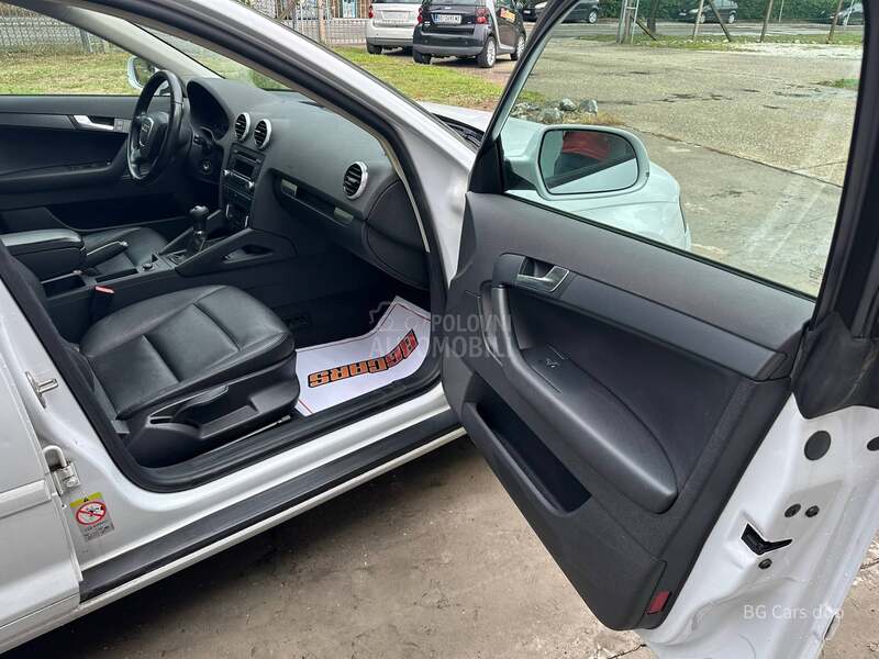 Audi A3 1.6TDI PANO