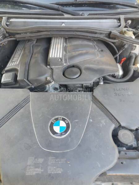 BMW 318 E46