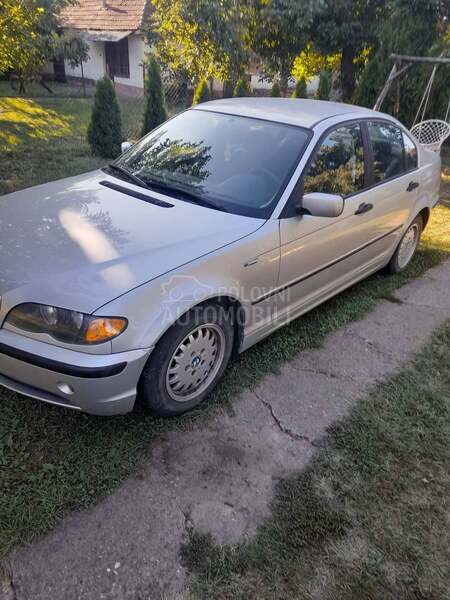 BMW 318 E46