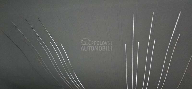 Peugeot 2008 1.2b allure
