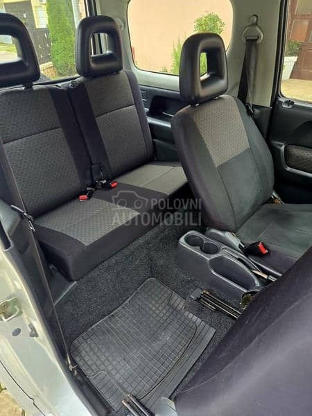 Suzuki Jimny 1.3i  4WD  autom.