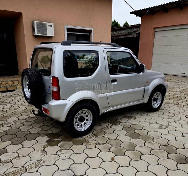 Suzuki Jimny 1.3i  4WD  autom.