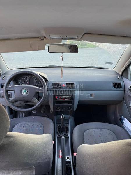 Škoda Fabia 2005. god. -  kompletan auto u delovima
