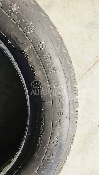 Dunlop 215/60 R16 Zimska