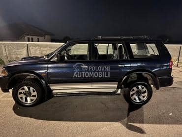 Mitsubishi Pajero Sport 2.5 glx