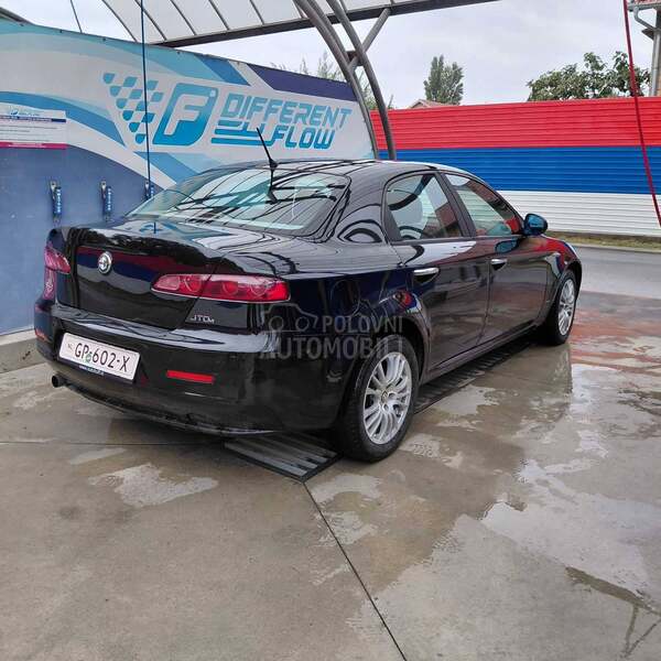 Alfa Romeo 159 