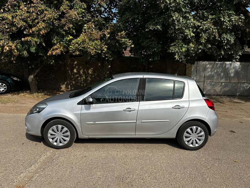 Renault Clio 1.2 16v Flexfuel
