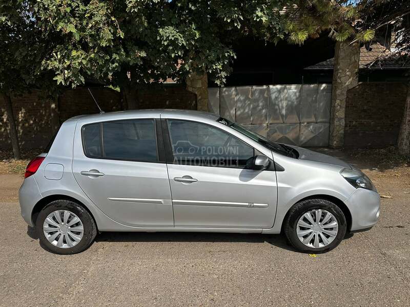 Renault Clio 1.2 16v Flexfuel