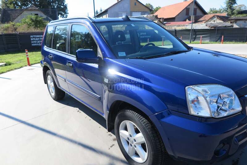 Nissan X-Trail 