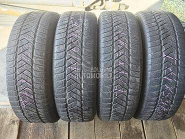 Pirelli 215/65 R17 Zimska