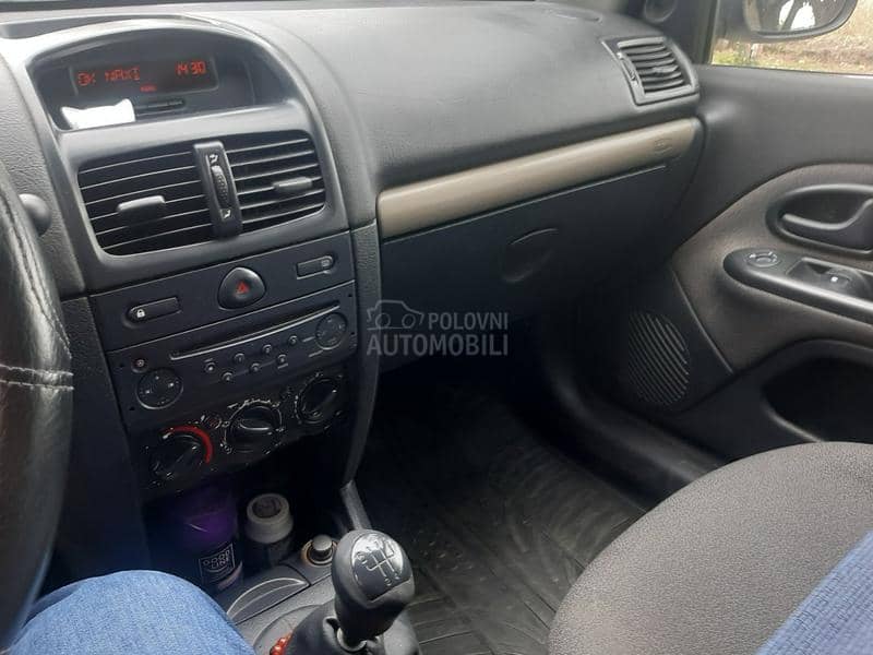 Renault Clio 