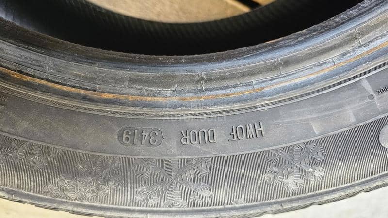 Semperit 205/55 R16 Zimska