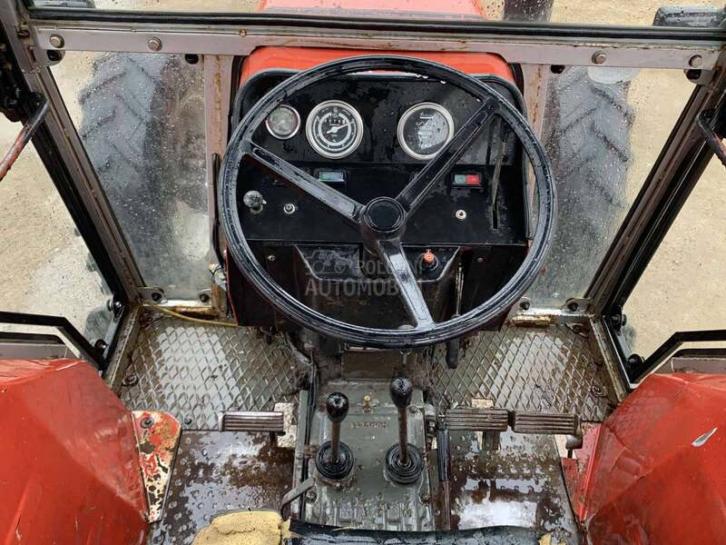 Massey Ferguson 274