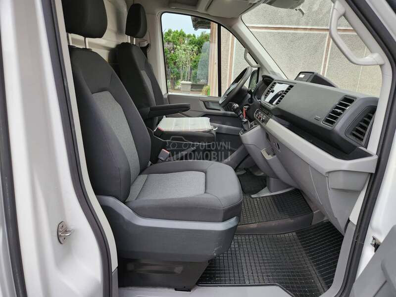 Volkswagen Crafter NOVO RAMPA 5t