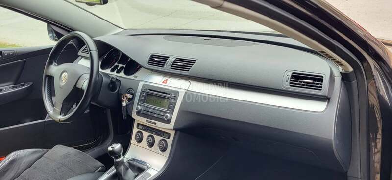 Volkswagen Passat B6 1.9 TDI  ORG.K.M