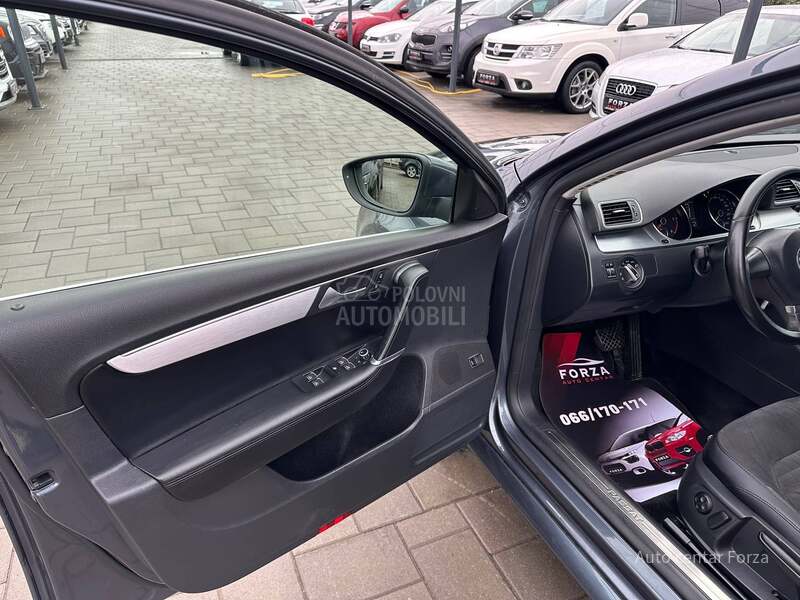 Volkswagen Passat B7 N O V/D S G/N A V
