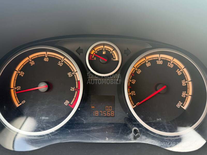 Opel Corsa D 1.2 TNG