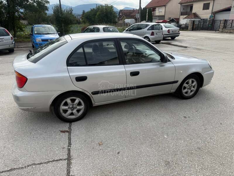 Hyundai Accent 1.3