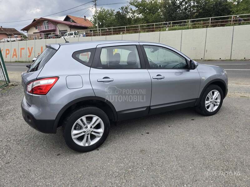 Nissan Qashqai 2.0D/URADJEN SERVIS