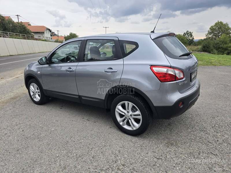 Nissan Qashqai 2.0D/URADJEN SERVIS