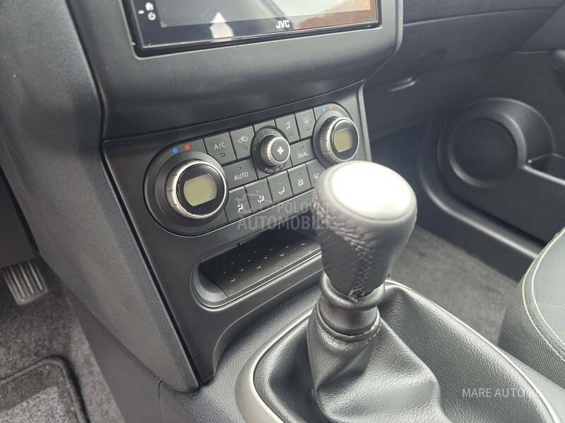 Nissan Qashqai 2.0D/URADJEN SERVIS