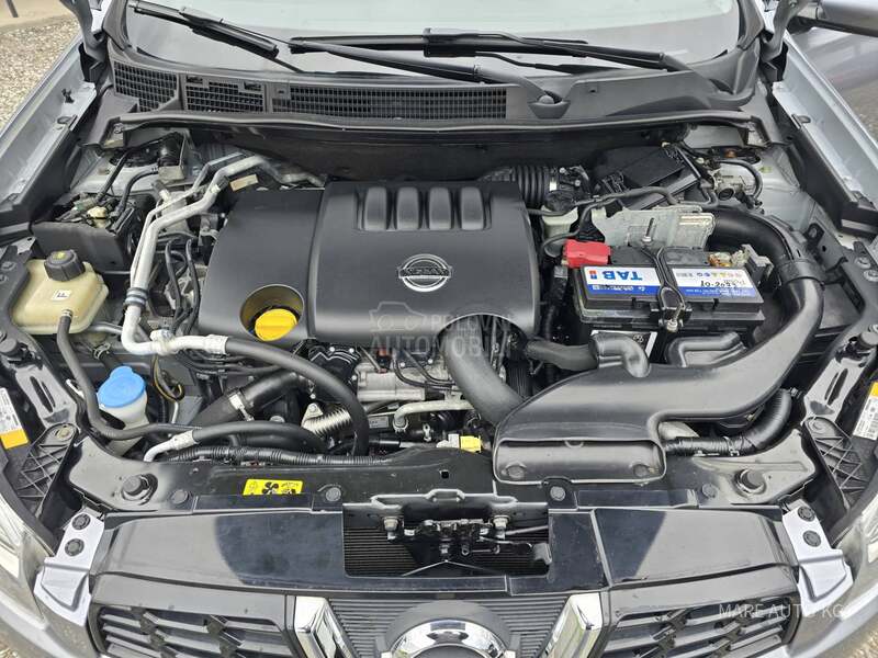 Nissan Qashqai 2.0D/URADJEN SERVIS