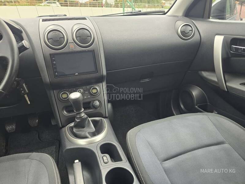 Nissan Qashqai 2.0D/URADJEN SERVIS