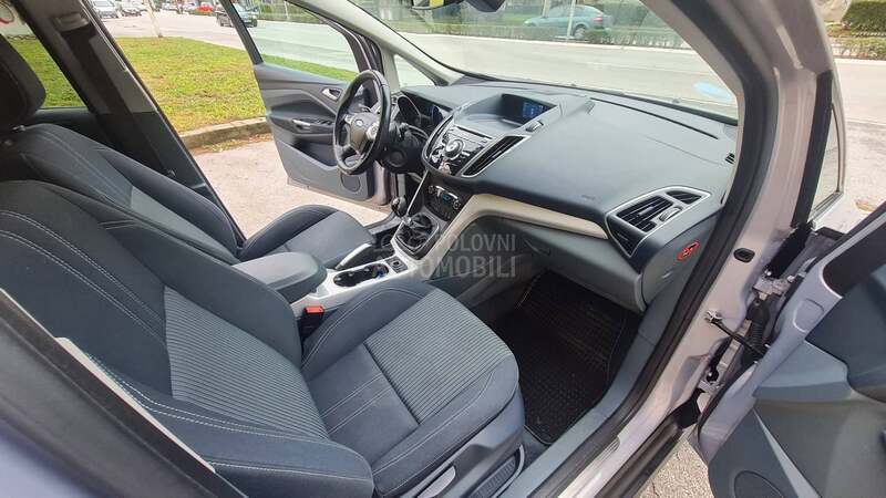 Ford C-Max TITANIUM