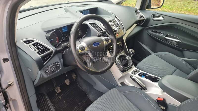 Ford C-Max TITANIUM