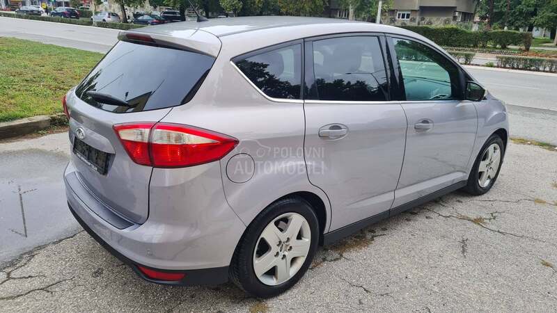 Ford C-Max TITANIUM