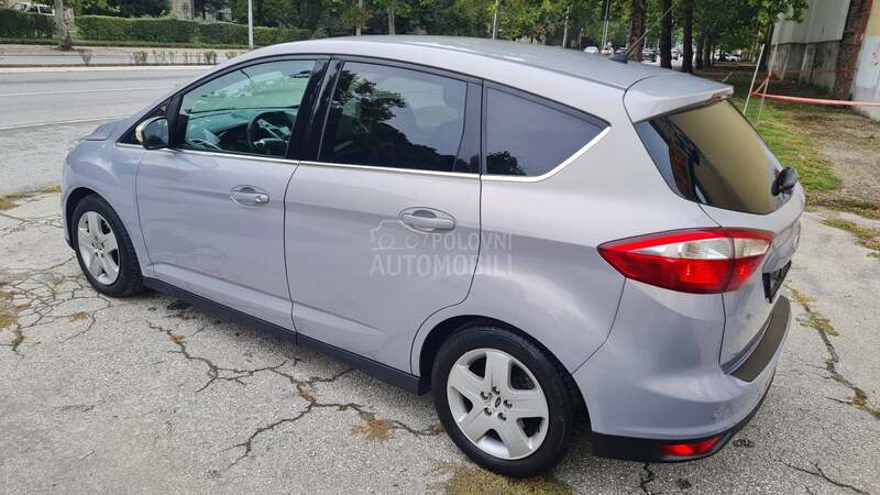 Ford C-Max TITANIUM
