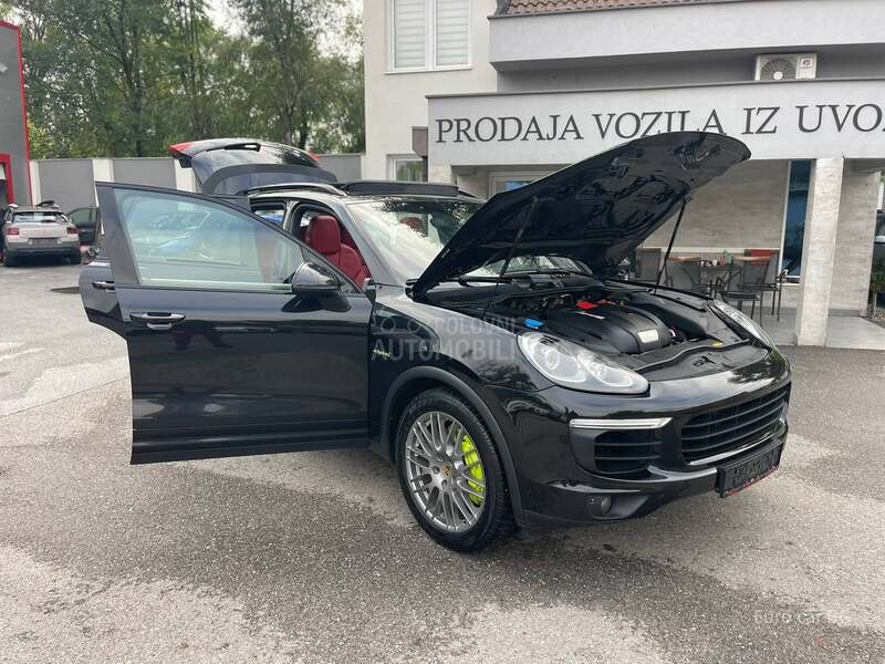 Porsche Cayenne S H Y B