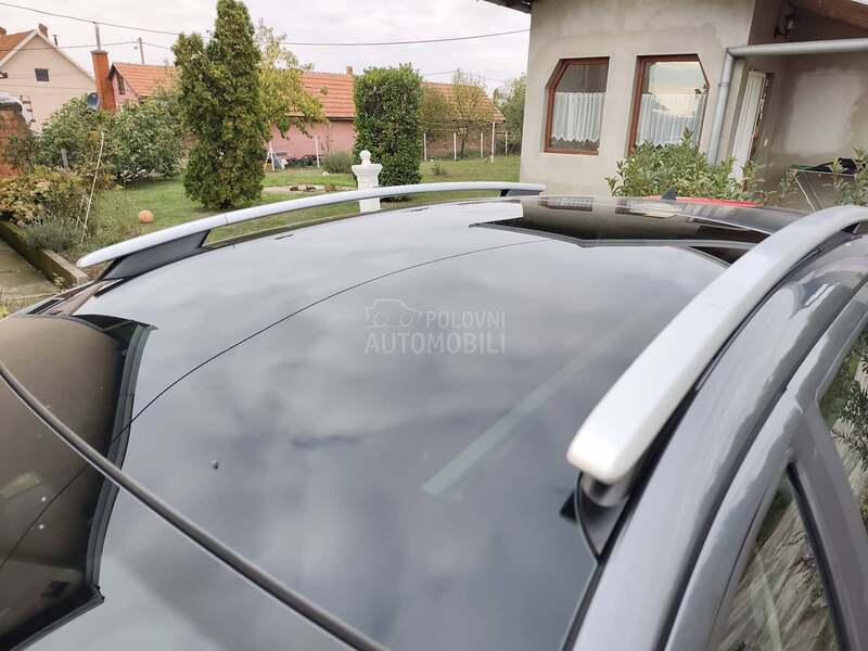 Peugeot 207 190 000/Ehdi/PANO