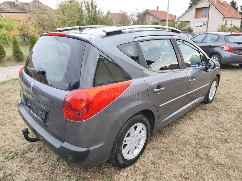 Peugeot 207 190 000/Ehdi/PANO