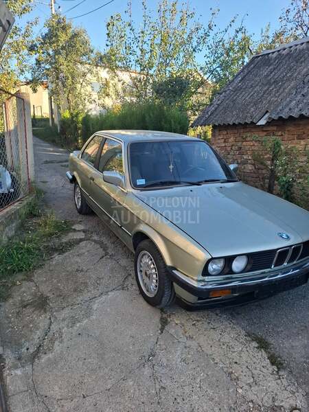 BMW 318 318i
