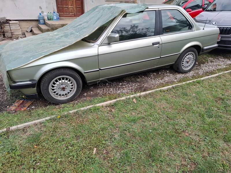 BMW 318 318i