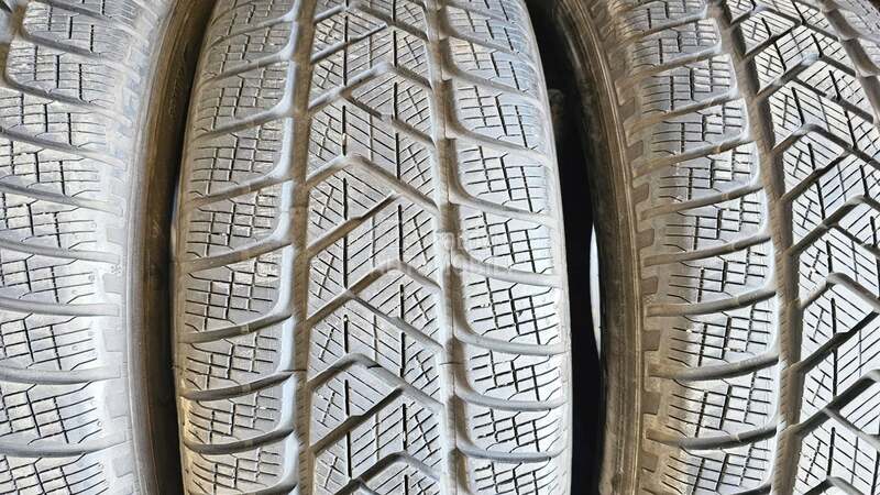 Pirelli 215/65 R17 Zimska