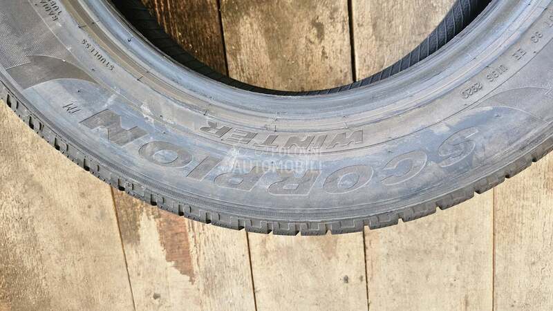 Pirelli 215/65 R17 Zimska