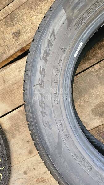 Pirelli 215/65 R17 Zimska