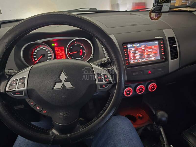 Mitsubishi Outlander 2.0 DID