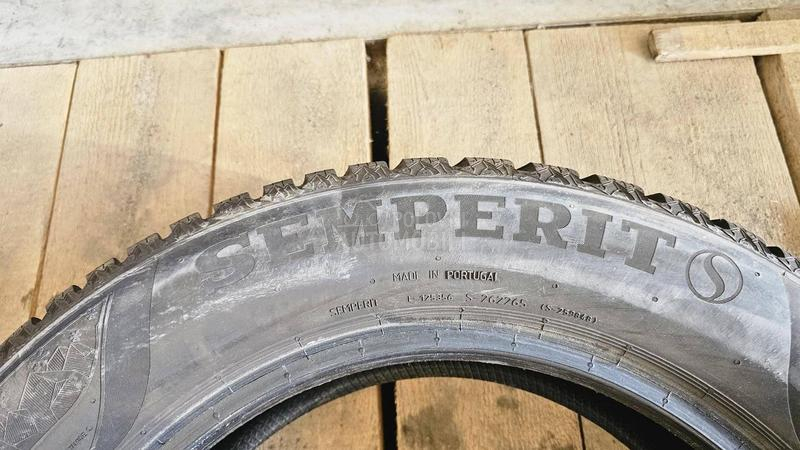 Semperit 205/60 R16 Zimska