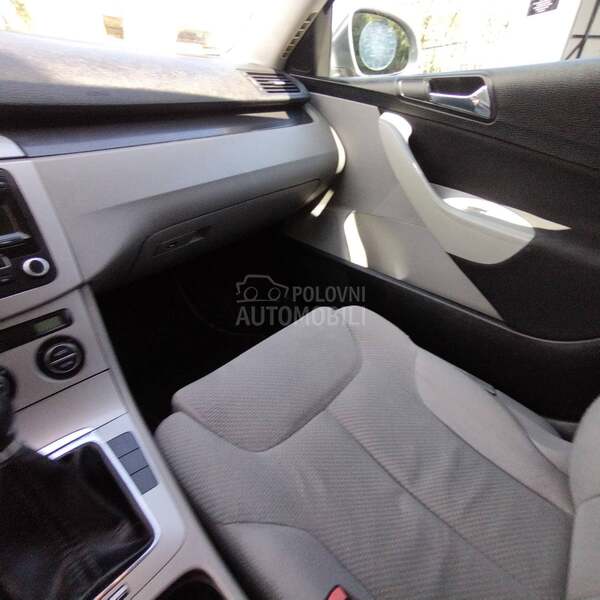 Volkswagen Passat B6 