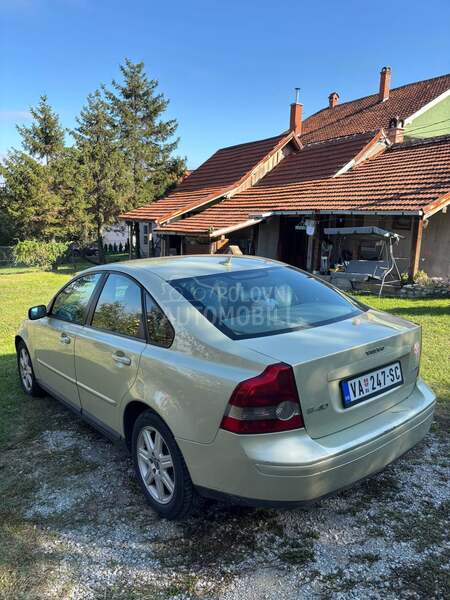 Volvo S40 2.0 HDI dug r.eg vl