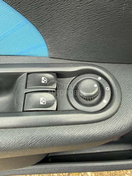 Renault Twingo 1.2 CH T0P