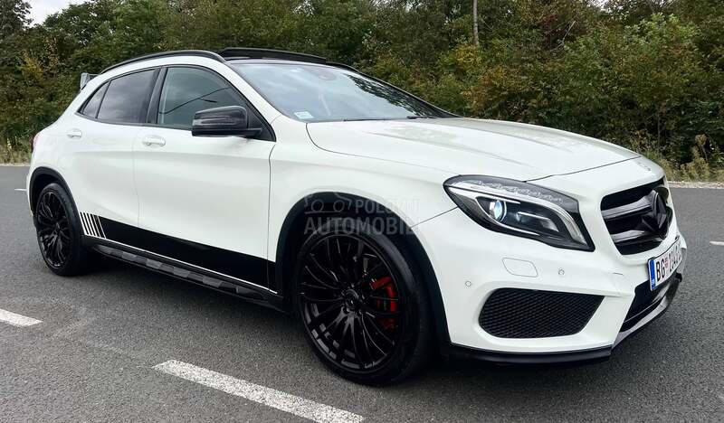 Mercedes Benz GLA 220 amg 4x4 pano