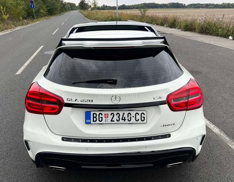 Mercedes Benz GLA 220 amg 4x4 pano